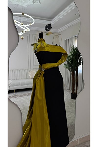 alweshah alahmar Evening Dress with Long Scarf