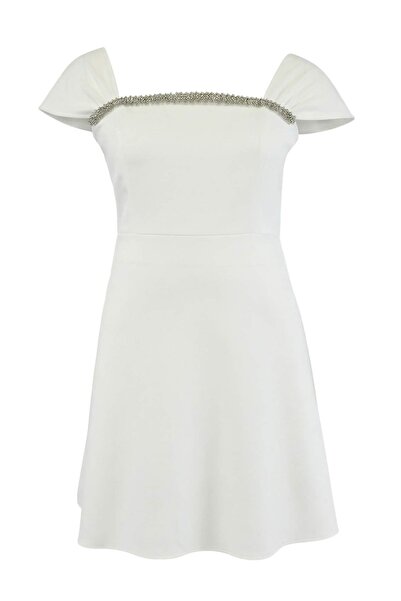 Trendyol Curve Rochie albă cu broderie cu mărgele decolteu pătrat Mini D țesu...