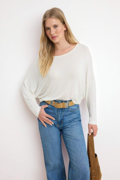 Trendyol Collection Ecru Relaxed Decolteu tip barcă Mânecă scurtă Mânecă lung...