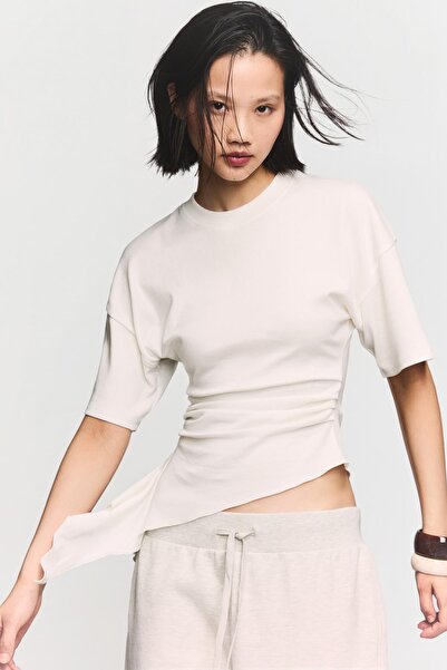 Bershka Kısa kollu büzgülü tişört