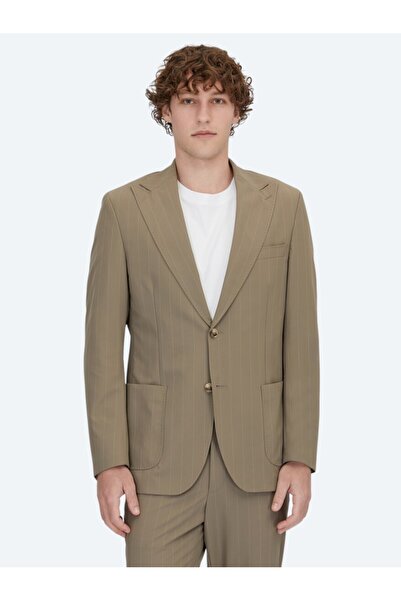 Kip Costum modern cu dungi de nurcă