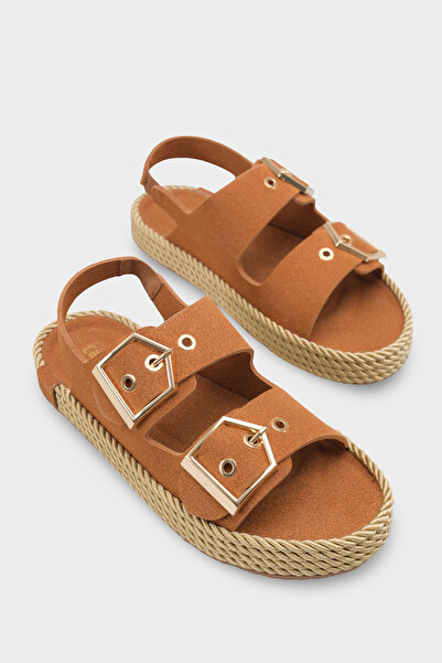 Capone Outfitters Faith Μεταλλική αγκράφα τεμάχια Comfort Γυναικεία Σανδάλια