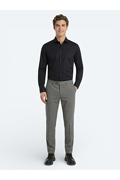 Kip Чорна пряма класична сорочка з 100% бавовни