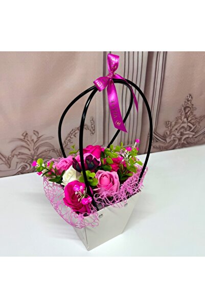 velve Cos floral Roses Scent, cu trandafiri din sapun parfumati si plante art...