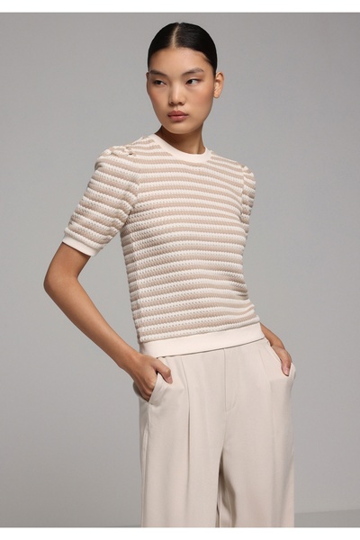 Colin's εφαρμοστό Στρογγυλή λαιμόκοψη Ριγέ Γυναικείο μπλουζάκι μπεζ με κοντό ...