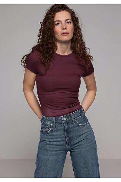 Colin's Slim Fit Yuvarlak Yaka Düz Kadın Mor Kısa Kol Tişört
