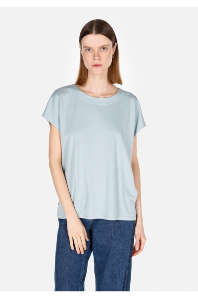 Colin's تي شيرت نسائي محبوك ذو قصة عادية وياقة دائرية وأكمام قصيرة باللون الأخضر