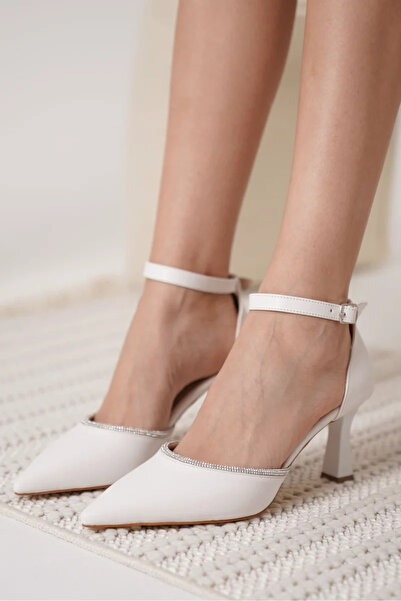 TRENDELLA حذاء نسائي بكعب أبيض مرصع بالأحجار TR12MS02B