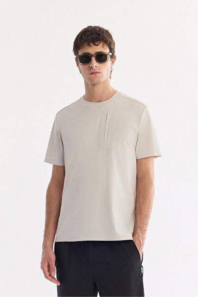 Avva تي شيرت رجالي من القماش التقني ذو ياقة دائرية باللون البيج A61Y1099