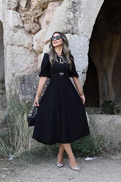 bytugcekaya Μαύρο φόρεμα με κορδέλα με μπαλόνι