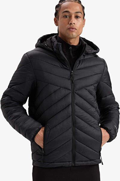 DeFacto hidrofug S slim fit Dar K croială K cu glugă Cu fermoar M de tranziți...