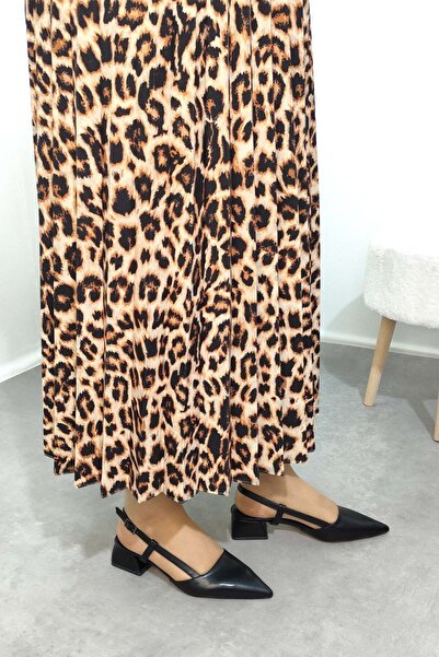 Modezya فانيسا حذاء أسود غير لامع بإبزيم خلفي ومقدمة مدببة حذاء بكعب