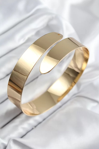 Skygo سوار بازو من النحاس الملفوف باللون الذهبي - TJ-BB7615