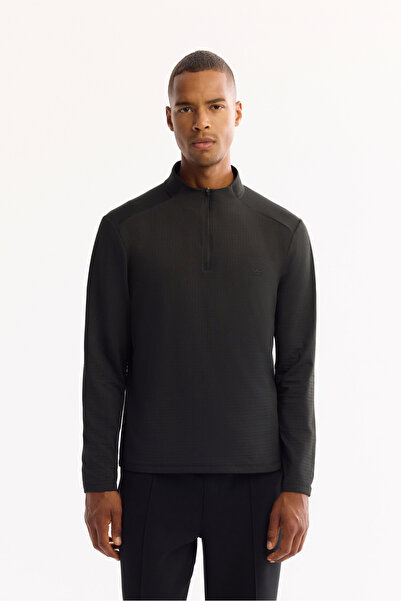 Avva Erkek Siyah Dik Yaka İçi Kareli Şardonlu Teknik Kumaş Regular Fit Sweats...