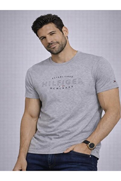 Tommy Hilfiger MEN'S CURVE LOGO T-SHIRT