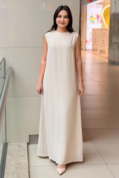 White Corner Uvezena haljina bez rukava od krep materijala