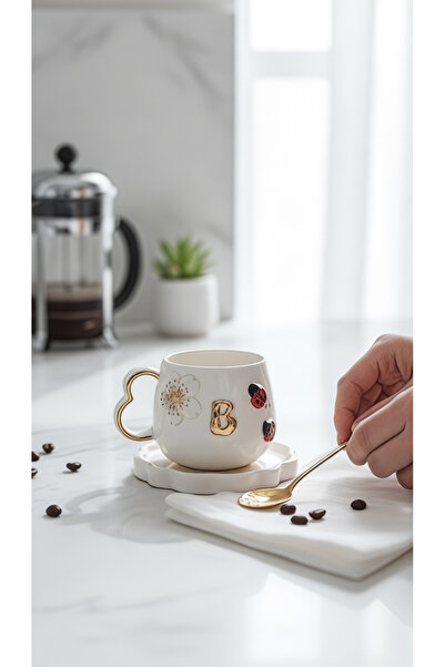 EL YAPIMI 24K Altın Dekorlu Kişiye Özel Harfli Seramik Fincan