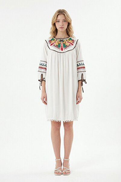 bacc Λευκό Κεντημένο Φόρεμα από Βισκόζη P Με φούντες D Υφαντό