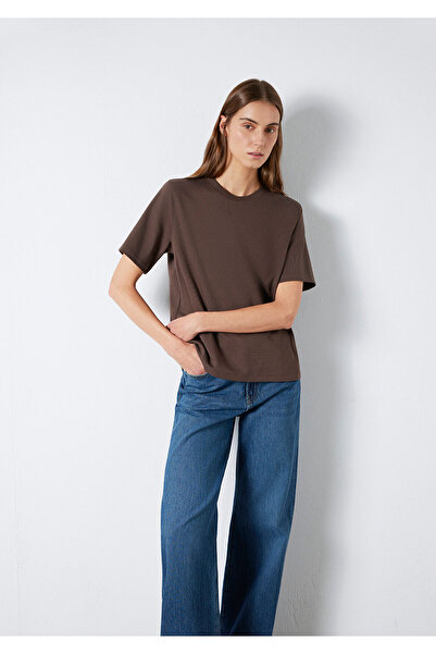 Mavi Braunes Basic-Interlock-T-Shirt mit lockerer Passform / bequemem Schnitt...