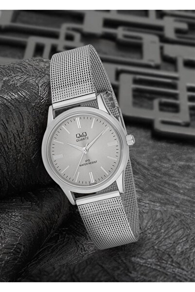 Q&Q Women's Straw Wristwatch Q979h