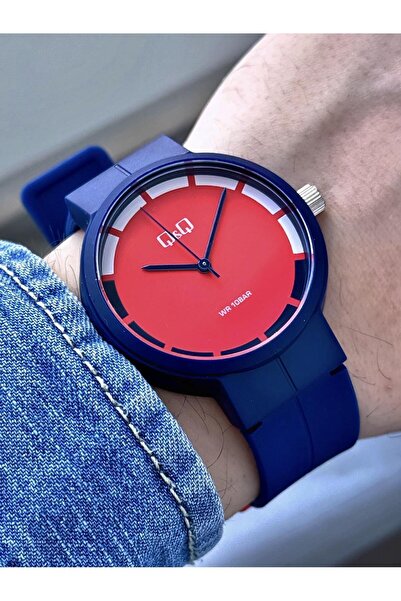 Q&Q ساعة يد رجالية بسوار بلاستيكي مقاوم للماء