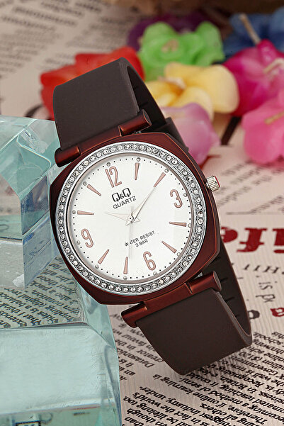 Q&Q ساعة يد نسائية 3B695