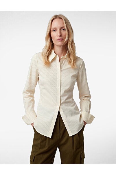 Koton Düğmeli Yırtmaç Detaylı Uzun Kollu Pamuklu Klasik Yaka Çizgili Gömlek