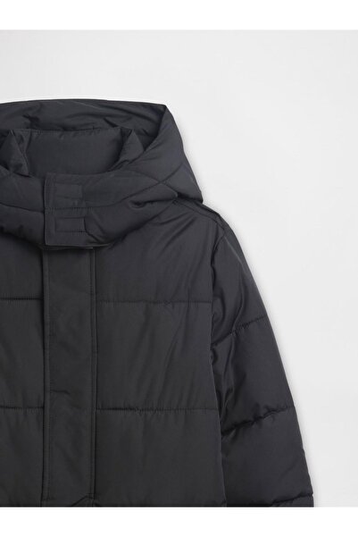 GAP Siyah Erkek Erkek Çocuk ColdControl Parka Mont Model Kodu: 789999000Siyah
