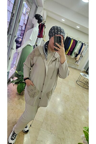 Marka Fisto Detaylı Kapüşonlu Yazlık Ceket