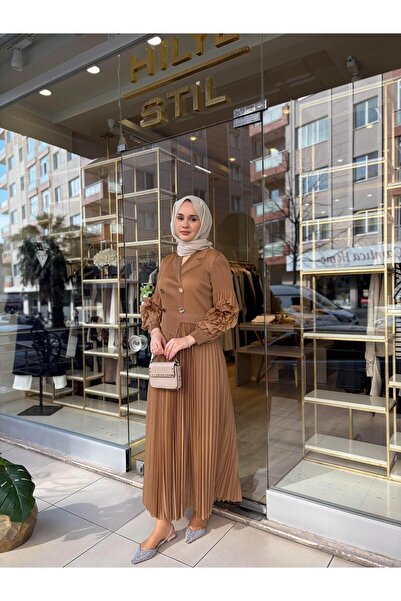 HİLYE STİL KOLLARI GÜLLÜ CEKET ELBİSE CAMEL