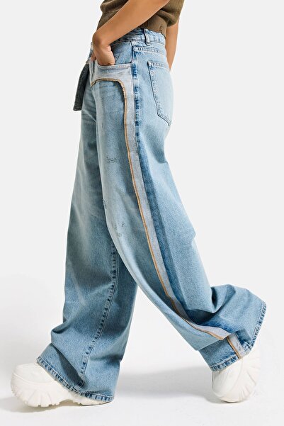 it's basic Жіноча футболка, розміри 12s6-32, супер мішкуватий крій, джинси сп...