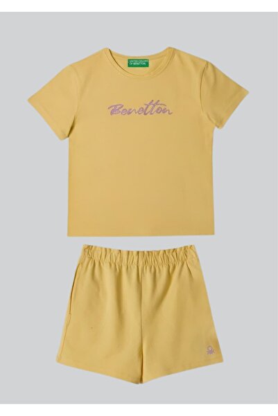Benetton Set de pantaloni scurți și tricou pentru fete United Colors of Sarı