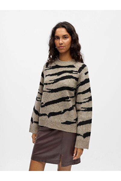Object Pulover tricotat cu model