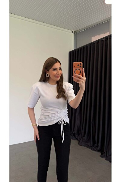 elif teke بلوزة نوفارا مبطنة بتفاصيل جانبية باللون الأبيض