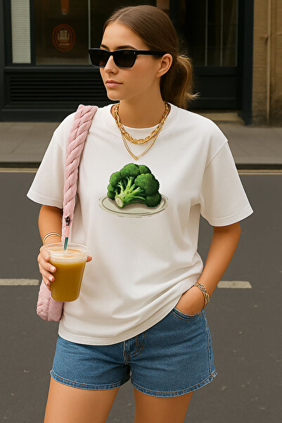 AYDESİGN تي شيرت نسائي أبيض برقبة دائرية مطبوع عليه بروكولي أخضر