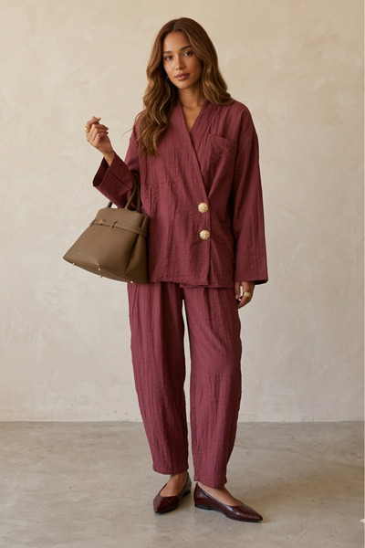 Suziş ΣΕΤ ΠΑΝΤΕΛΟΝΙ ΣΑΛΒΑΡΙ ΜΕ ΛΕΠΤΟΜΕΡΕΙΑ ΧΡΥΣΩΝ ΚΟΥΜΠΩΝ 51317