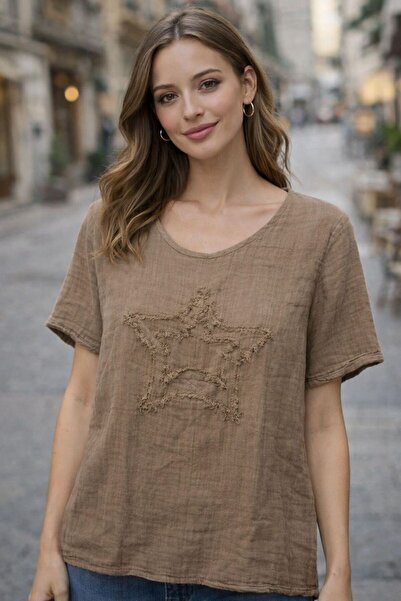 AGORATEKSTİL Γυναικεία μπλούζα από οργανικό ύφασμα μουσελίνας με σχέδιο αστέρ...