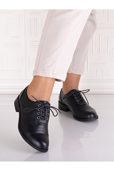 SARADA Pantofi casual negri de damă Ortansa, confecționați din piele ecologic...