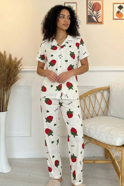 Niket Life Women's Strawberry and Heart Patterned Shirt Collar Short Sleeve Bottom Long Cool Touch Milan Fabric Pajama Set