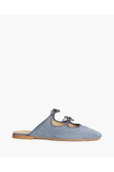 Corina SLIP-ON WITH BOW DETAIL