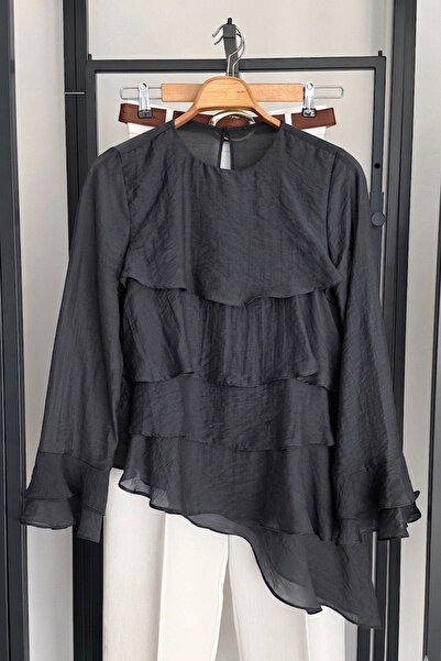 Suziş Frilled Front, Asymmetric Waist Model Bluz 5049