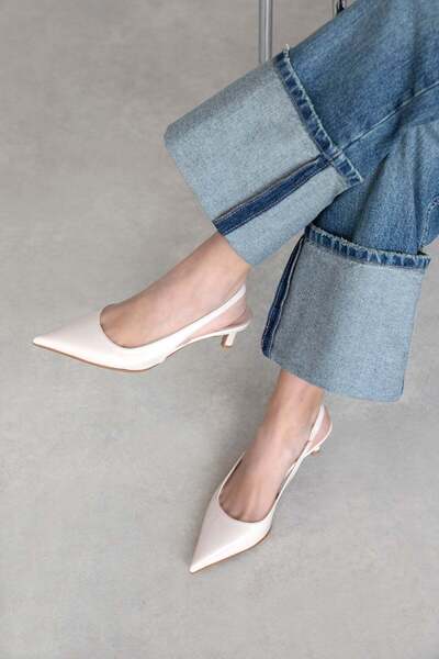 STRASWANS Pantofi de damă Molly din piele lăcuită cu toc, bej