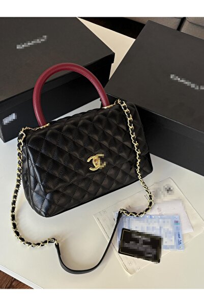 Generic Handbag and shoulder bag, high quality material, with accessories