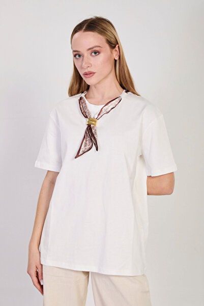 BARRELS AND OIL Women's Collared Scarf T-Shirt - Ecru