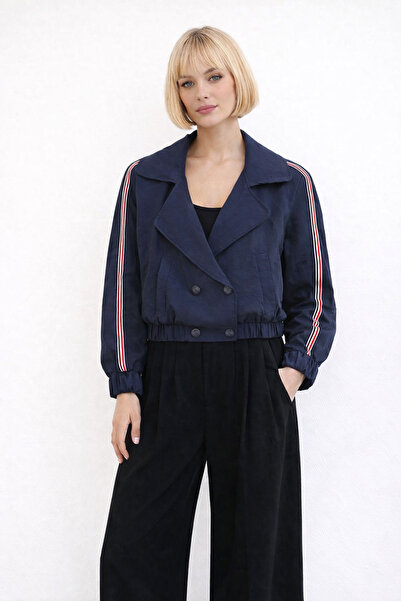 EGZOTİK ASORTİK سترة قصيرة بأزرار مزدوجة