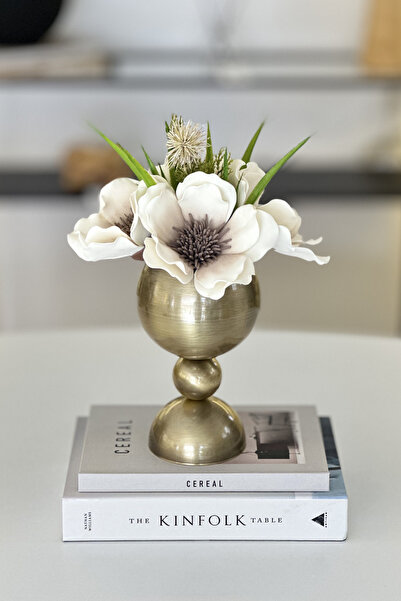 Shura Homeware مزهرية سيما المعدنية المزخرفة بتصميم زهور عتيقة لتزيين المنزل