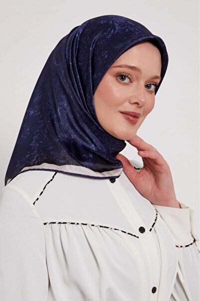 Levidor Crystal Scarf Cloud Batik Navy Blue