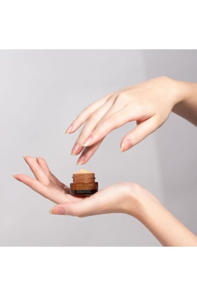 Estee Lauder ESTÉE LAUDER GELİŞMİŞ GECE ONARICI GÖZ KREMİ 3 PARÇALI SEYAHAT BOYU CİLT BAKIM SETİ