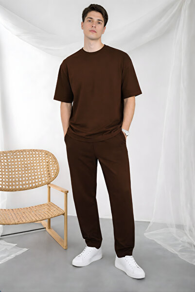 YAKAMEL Men's Short Sleeve Oversized Comfortable Top and Bottom Set