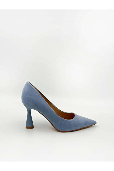 Corina POINTED TOE PUMP IN LIGHT BLUE